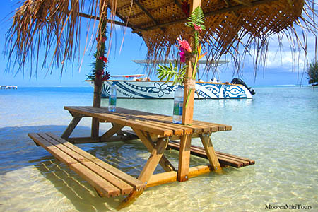 Moorea lagoon tour